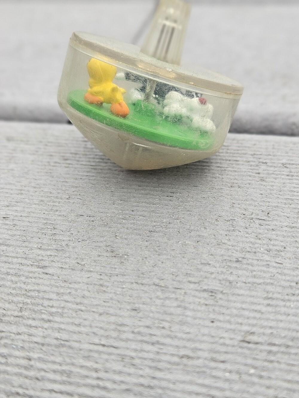 Vintage 1998 Hardee's Meal Toy Spinning Top  Looney Tunes Sylvester Tweety Bird